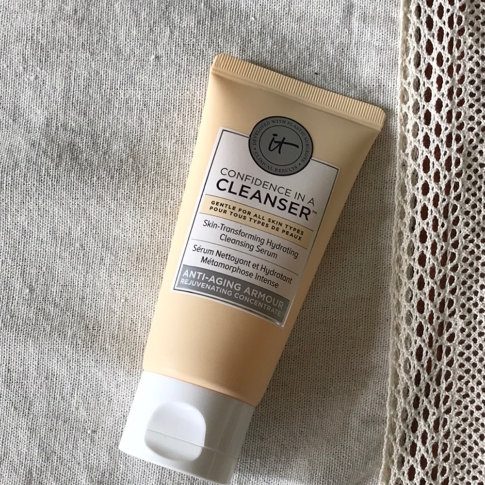 It cosmetics confidence in a cleanser
